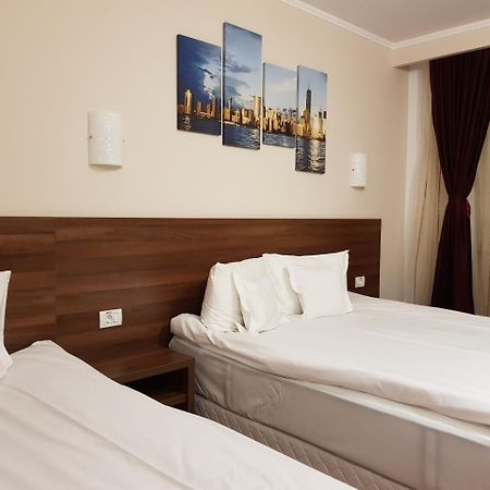 Hotel Hermes Alba Iulia Exterior photo