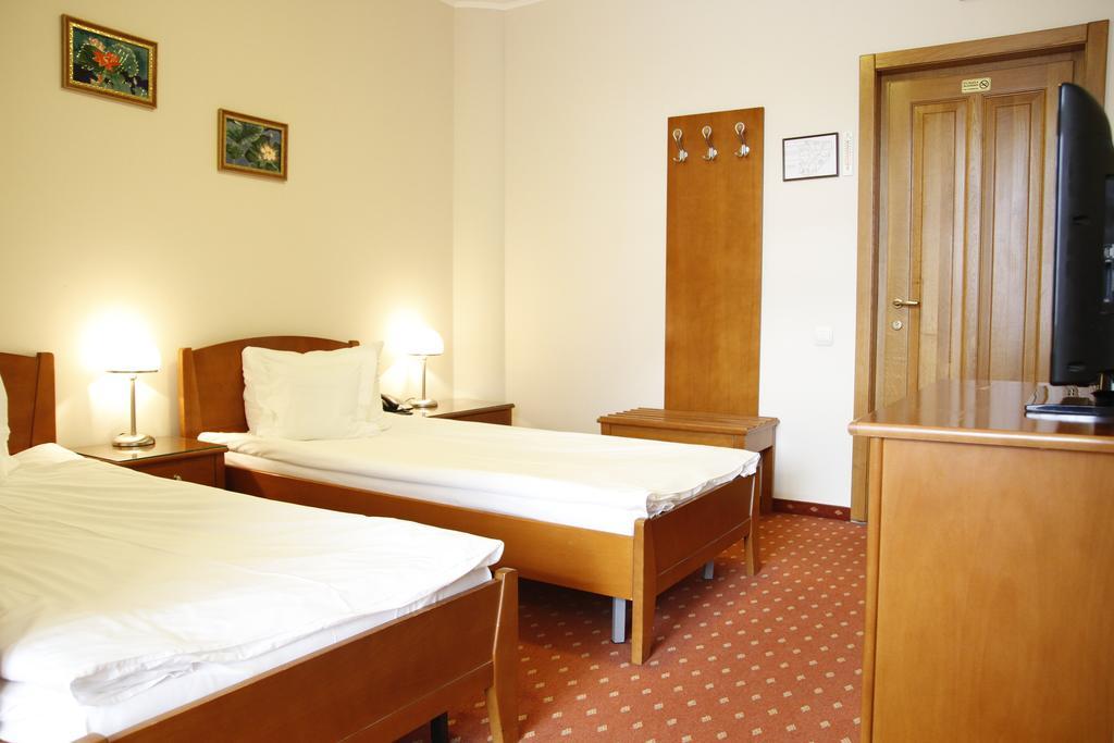 Hotel Hermes Alba Iulia Exterior photo